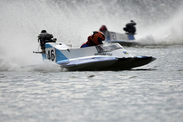 风格而闻名 风格而闻名