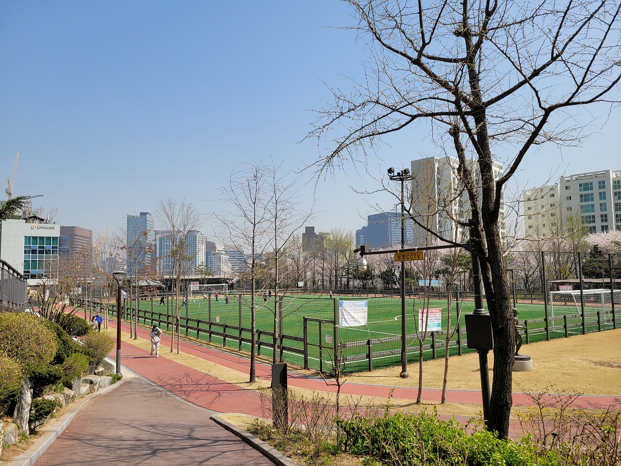 就是一个发 就是一个发