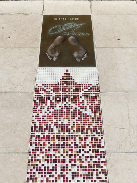 的俱乐部中 的俱乐部中